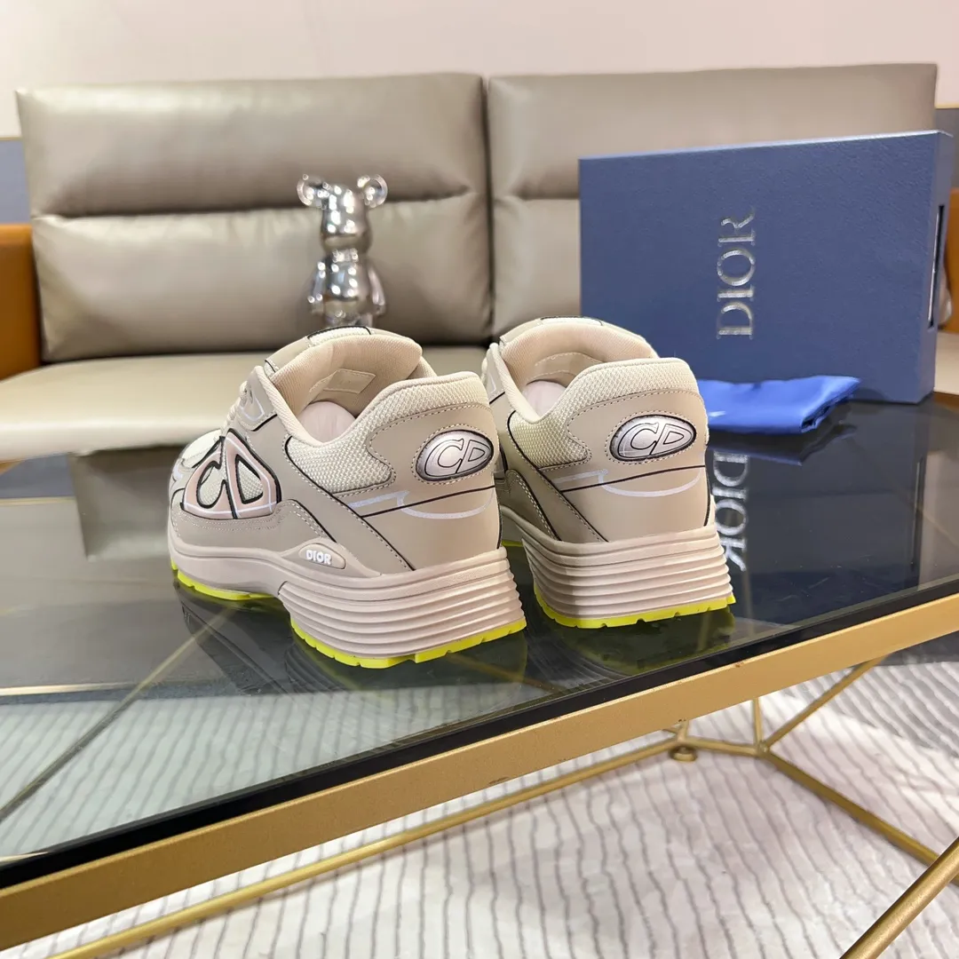 Men's Shoes💰P460💰【DIOR】Dior's new B30 low-top sneakers✅ are carefully made of gray mesh fabric and white technical fabric, decorated with reflective "CD30" graphic logo, and "DIO~B30" and "CD30" logos on the heel and tongue. An extra-light, sculpted rubber sole with signature accents adds style, while internal stretch details create ideal comfort. It can be matched with various casual styles to show a fashionable and modern sports style. Code number: 38-44 (45 can be customized)